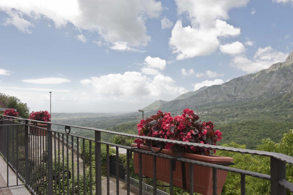 Casa Vacanze "Pietra Viva" Castelnuovo Parano Exterior foto