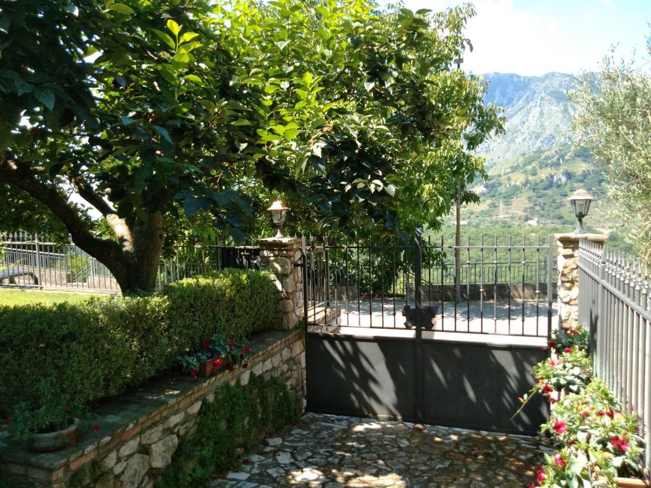 Casa Vacanze "Pietra Viva" Castelnuovo Parano Exterior foto